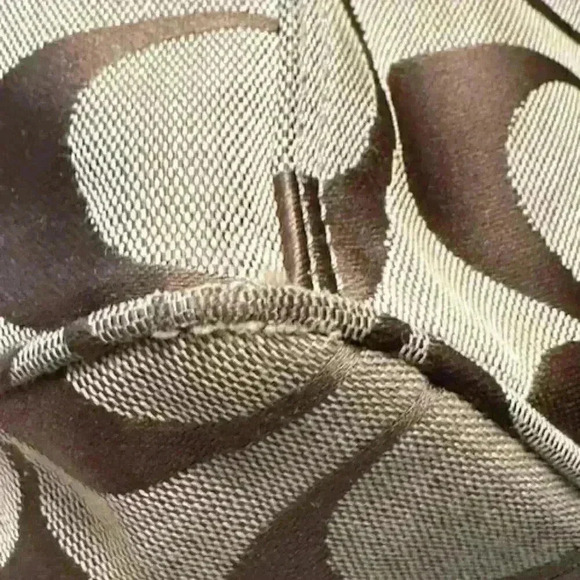 Coach SoHo Daisy Legacy Vintage Shopper Tote Signature Jacquard Khaki Yellow Bag - Picture 14 of 16